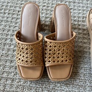 The Drop Women's Tan Woven Mules